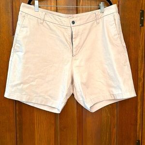 Lululemon Men’s Gray Shorts